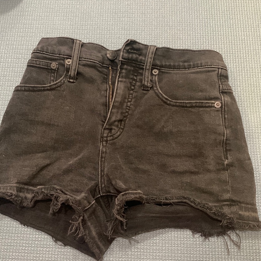 BRAND NEW MADEWELL BLACK SHORT (23)